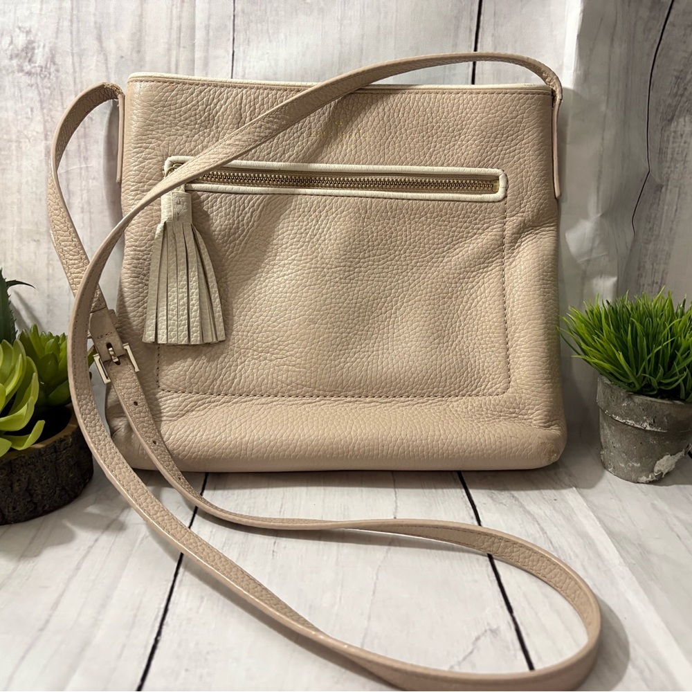 Kate Spade Chester Street crossbody, tan, good condition.